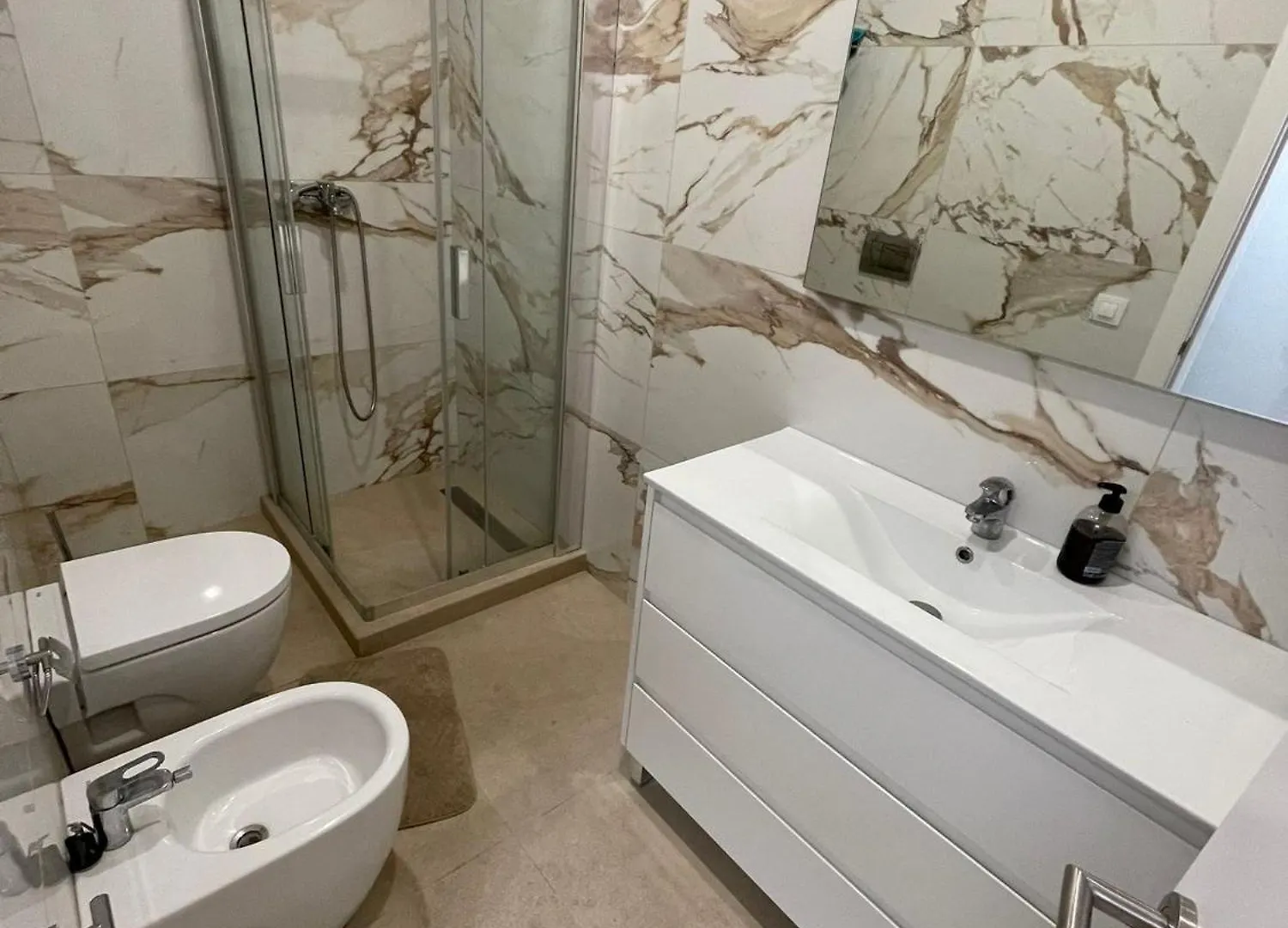 Apartments Jota Barcelona Espanha